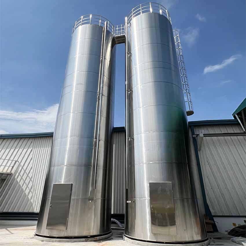 Außenlagersilo mit intelligentem Lagersystem